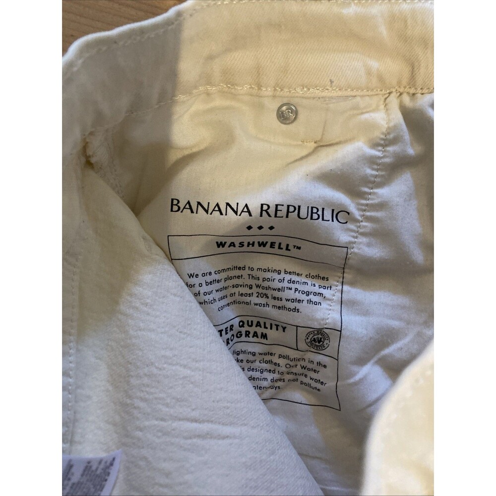 Banana Republic Size 31/12 Ecru Ivory Button Fly 4"‎ High Rise Shorts Women's - Picture 6 of 10
